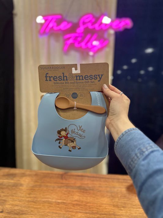 Silicone bib and spoon set