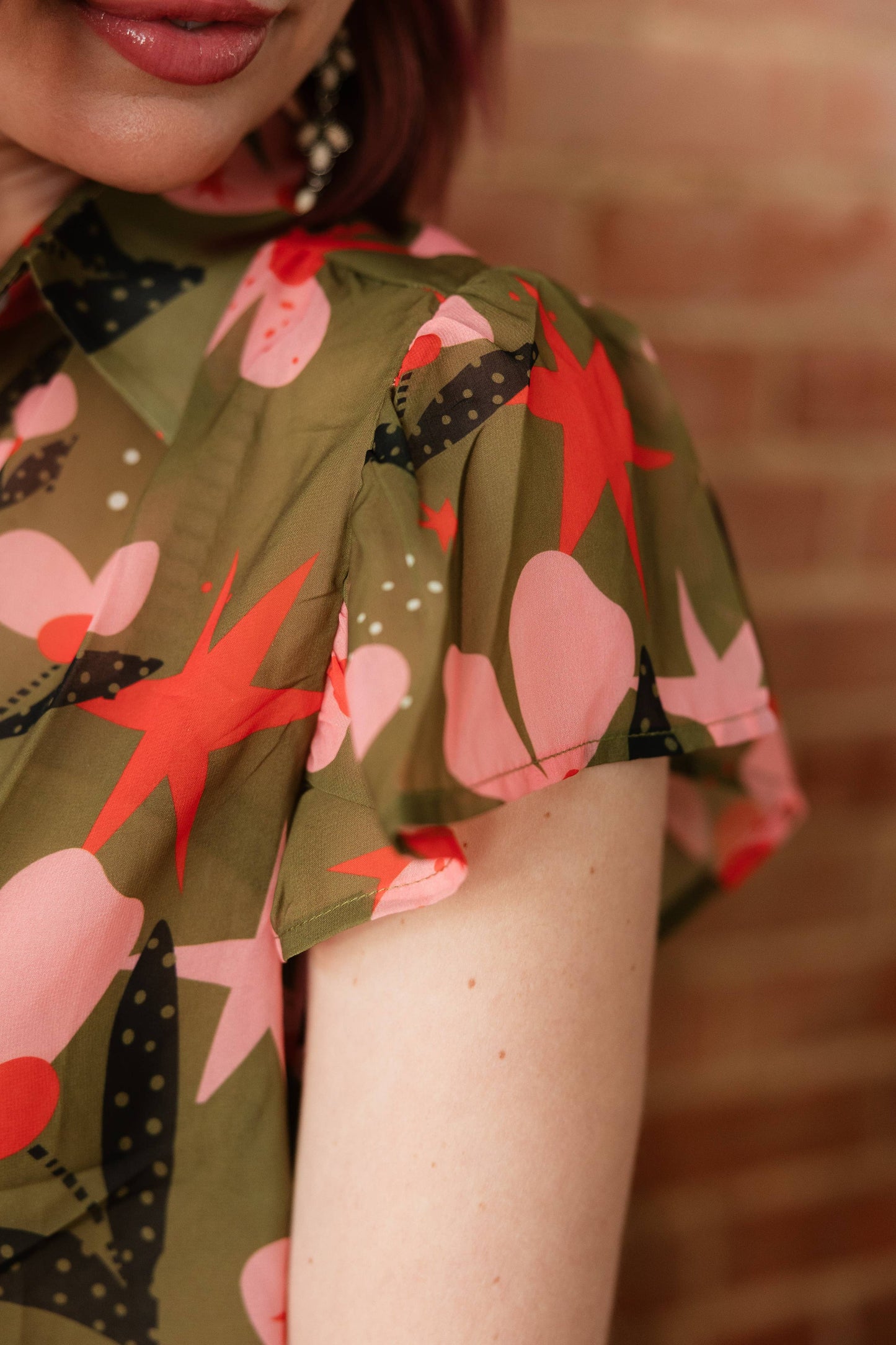 OLIVE PINK FLOWER TOP