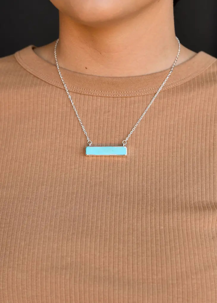 BAR NECKLACE