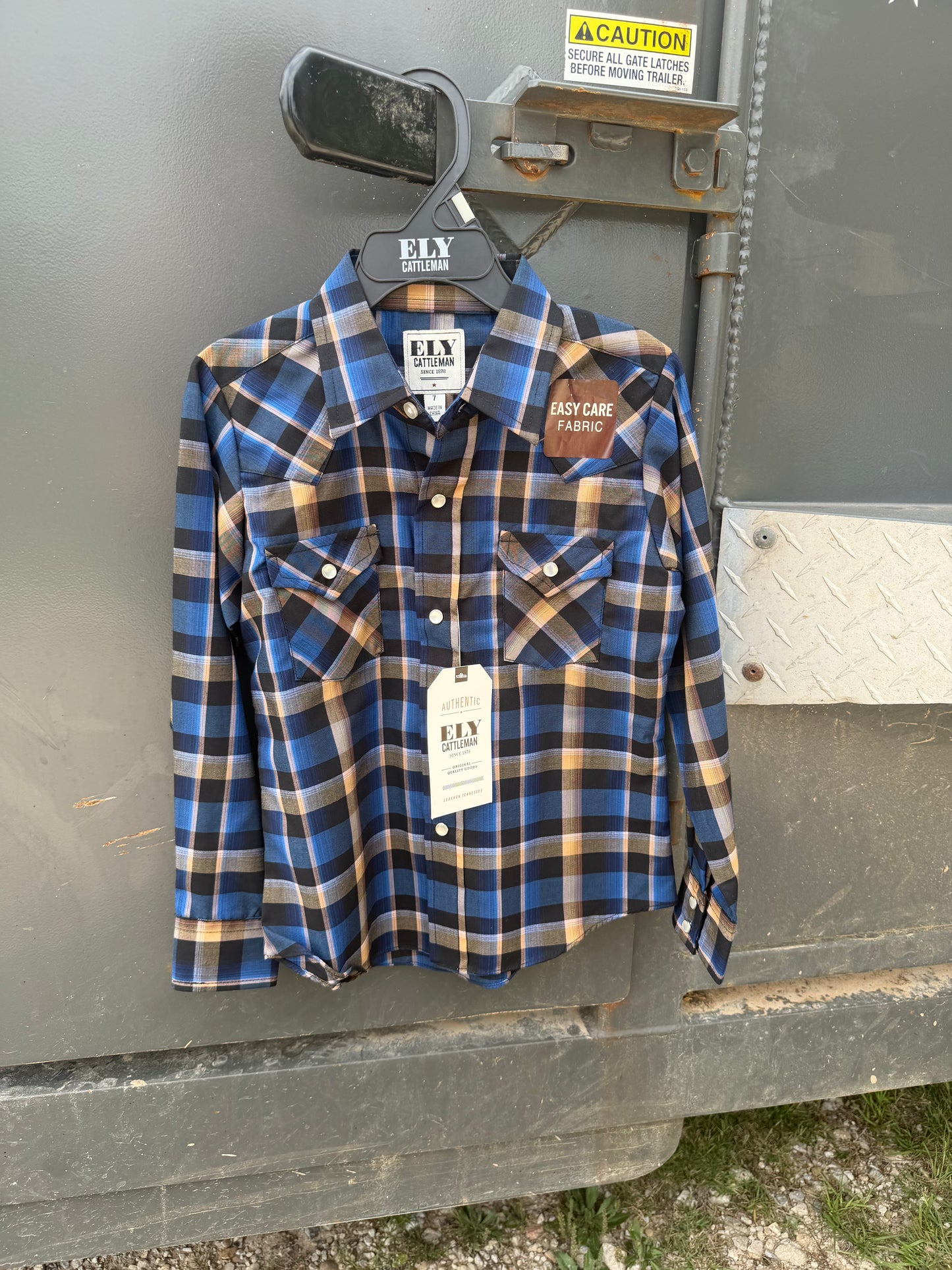 ELY KIDS SIZE 7